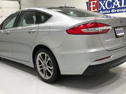 Used 2020 Ford Fusion SEL image 14