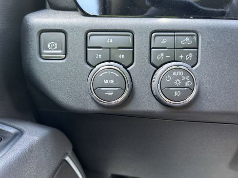 New 2026 Chevrolet Silverado 3500 LT w/ All Star Edition AWD/4WD image 37