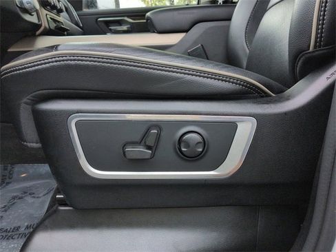 Certified 2022 RAM 1500 Laramie image 20