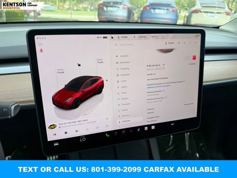 Used 2023 Tesla Model Y Performance image 23