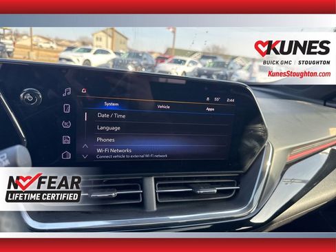 Used 2024 Chevrolet Trax RS w/ Sunroof Package image 31