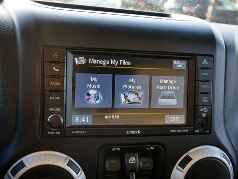 Used 2014 Jeep Wrangler Unlimited Sahara w/ Dual Top Group image 27