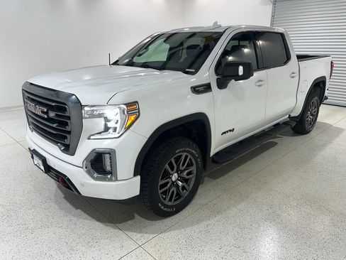 Used 2020 GMC Sierra 1500 AT4 w/ AT4 Premium Package AWD/4WD image 1