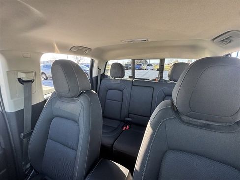 Used 2020 Chevrolet Colorado LT w/ Safety Package image 30