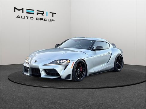 Used 2021 Toyota Supra Premium image 4