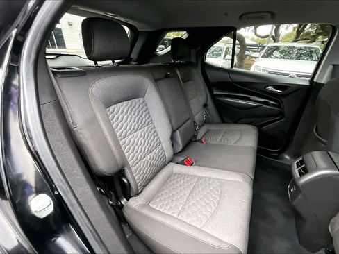 Used 2020 Chevrolet Equinox LT image 19