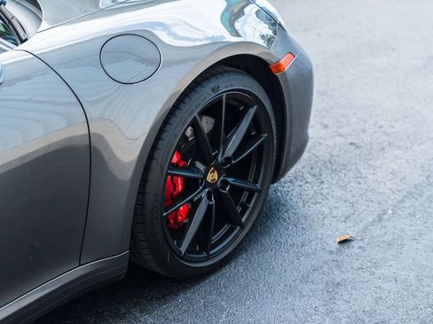 Used 2021 Porsche 911 Carrera S RWD image 11