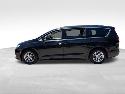 Used 2021 Chrysler Pacifica Touring-L