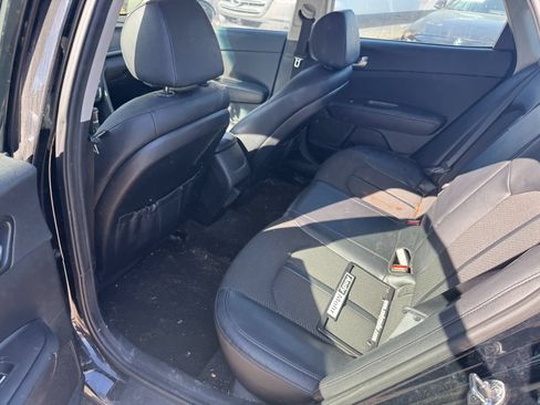 Used 2018 Kia Optima S FWD image 7