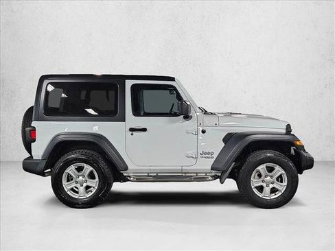 Used 2020 Jeep Wrangler Sport image 4