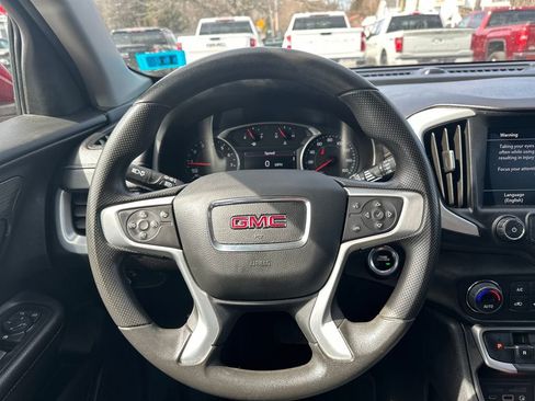 Used 2022 GMC Terrain SLE w/ Driver Convenience Package image 15