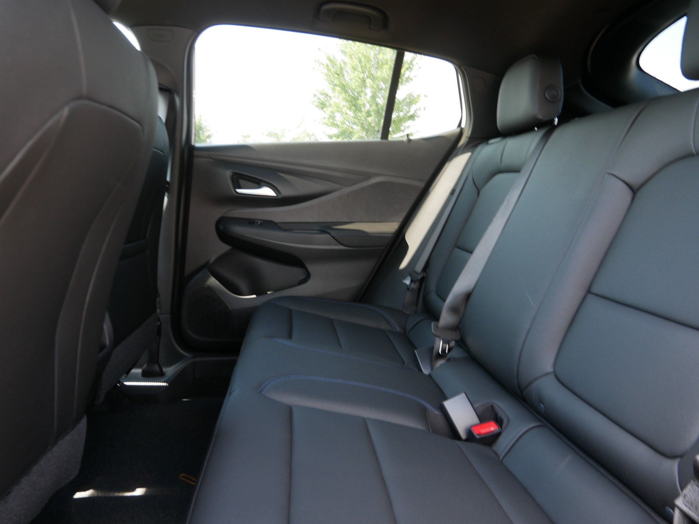 New 2026 Buick Envista Sport Touring w/ Convenience I Package FWD image 5