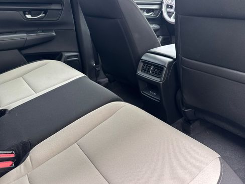Used 2024 Honda CR-V EX image 31