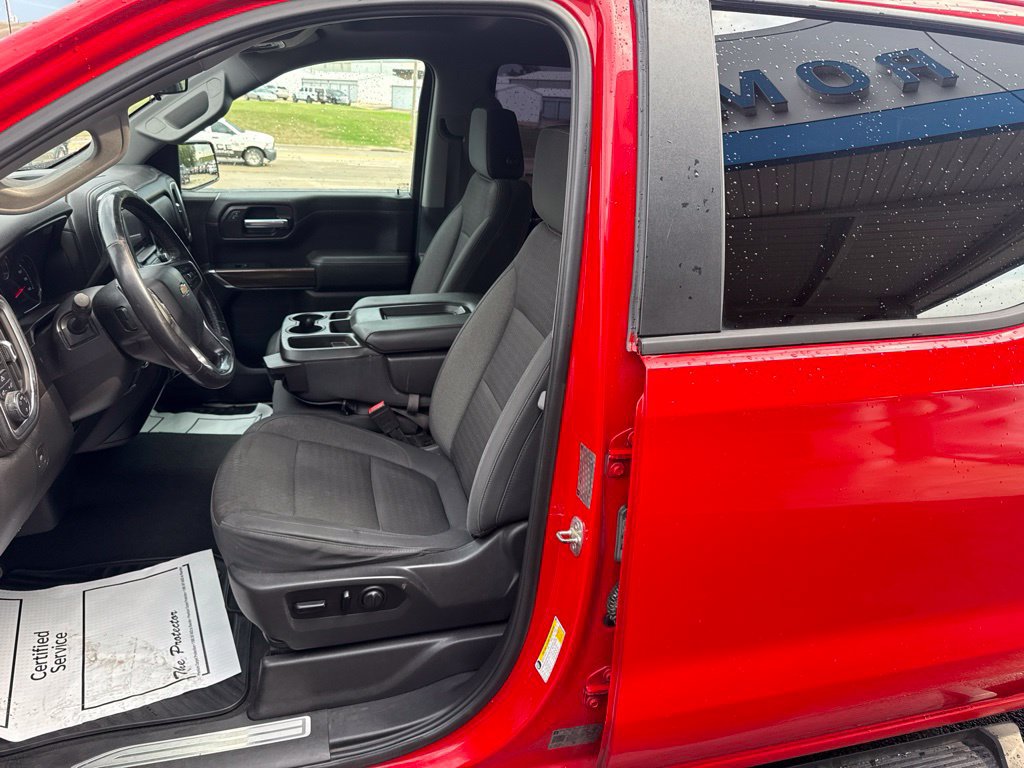 Used 2019 Chevrolet Silverado 1500 LT w/ All-Star Edition AWD/4WD image 14