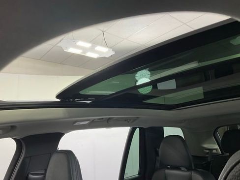 Certified 2023 Volvo XC90 T8 Plus w/ Protection Package Premier image 19