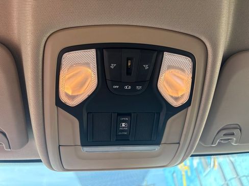 Used 2019 RAM 2500 Tradesman AWD/4WD image 20