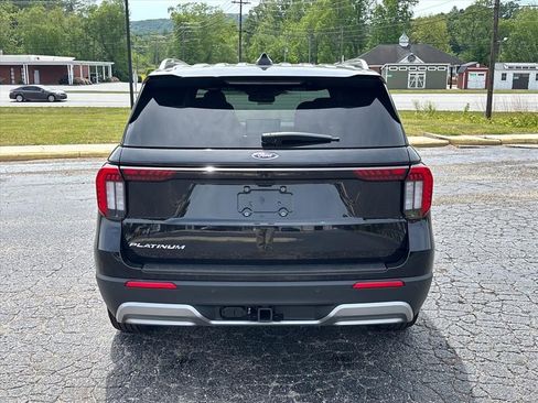 New 2026 Ford Explorer Platinum RWD image 6
