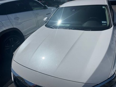 Used 2018 Honda Accord LX image 2