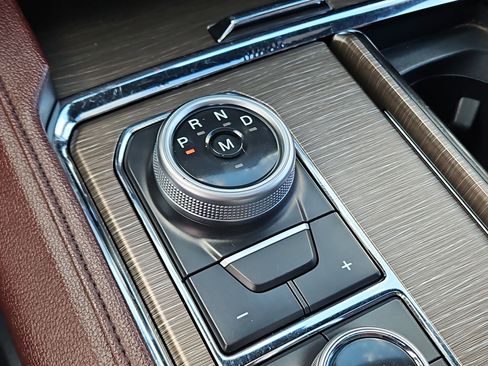 Used 2024 Ford Expedition Max Limited image 30