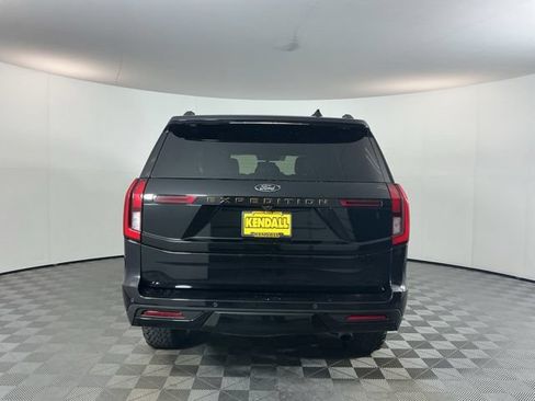 Used 2025 Ford Expedition Tremor AWD/4WD image 5