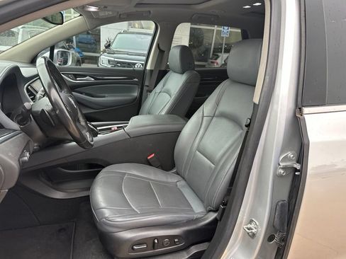 Used 2020 Buick Enclave Premium w/ Sun and Sites Package FWD image 10