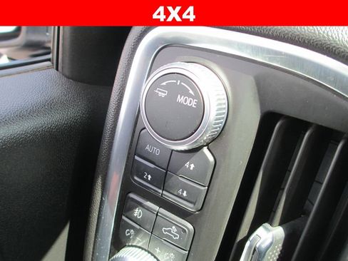 Used 2020 GMC Sierra 1500 AT4 w/ AT4 Premium Package AWD/4WD image 33