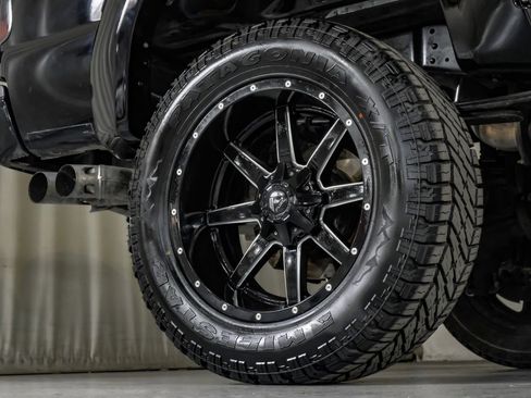 Used 2016 Ford F250 Platinum w/ FX4 Off-Road Package image 53