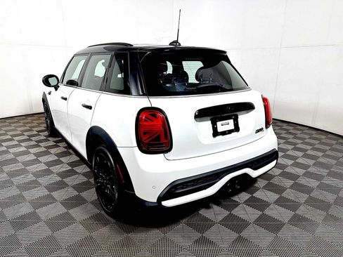 Certified 2023 MINI Cooper S w/ Signature Upholstery Package FWD image 5