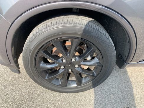 Used 2017 Dodge Durango GT w/ Blacktop Package AWD/4WD image 2