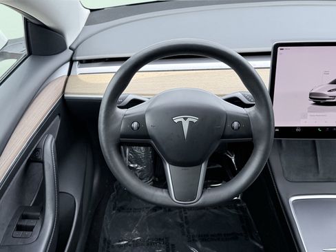 Used 2023 Tesla Model 3 Standard Range RWD image 46