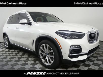 Used 2021 BMW X5 xDrive40i w/ Premium Package 2