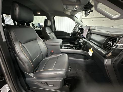New 2026 Ford F350 Lariat w/ Lariat Premium Package image 29