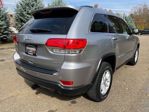 Used 2018 Jeep Grand Cherokee Laredo image 36