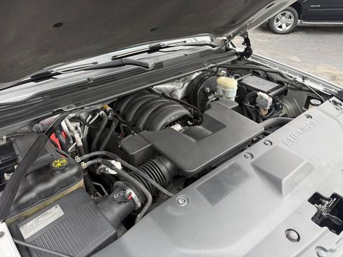 Used 2015 Chevrolet Suburban LTZ AWD/4WD image 24