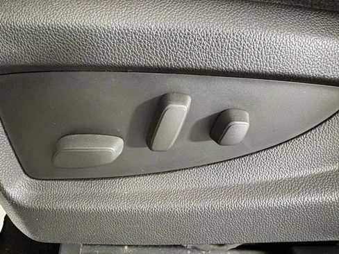 Used 2014 Chevrolet Silverado 1500 LT w/ LT Convenience Package image 11