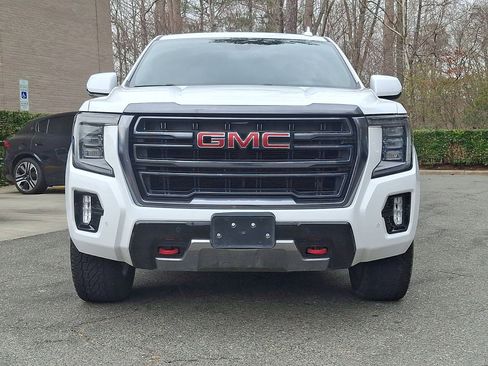 Used 2022 GMC Yukon AT4 image 2