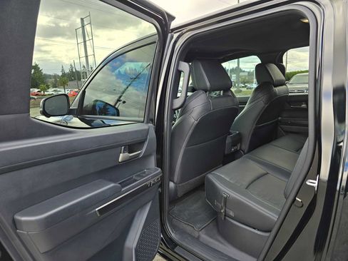 Used 2025 Toyota Tacoma TRD Off-Road w/ TRD Off Road Premium Package image 15