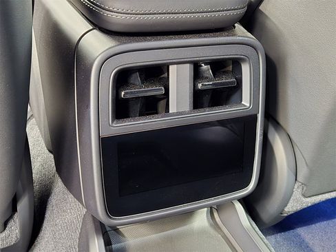 New 2025 Porsche Taycan 4S image 11