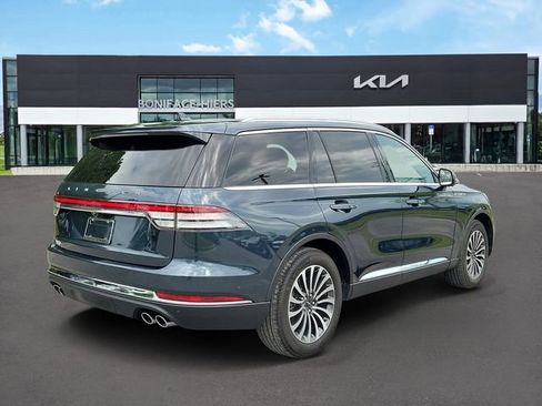 Used 2023 Lincoln Aviator Reserve w/ Equipment Group 201A AWD/4WD image 4