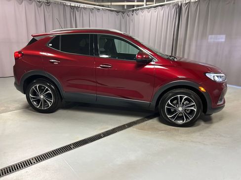 Used 2023 Buick Encore GX Essence image 8