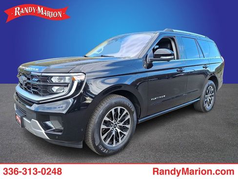 Used 2025 Ford Expedition Platinum AWD/4WD image 1