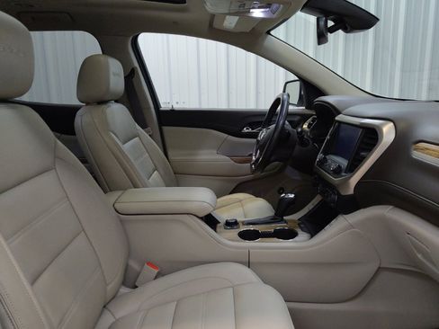 Used 2019 GMC Acadia Denali AWD/4WD image 21