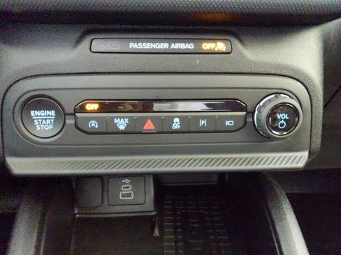 Certified 2025 Ford Bronco Sport Outer Banks w/ Outer Banks Tech Package+ AWD/4WD image 21