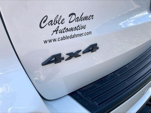 Used 2021 Jeep Grand Cherokee Laredo X AWD/4WD image 8