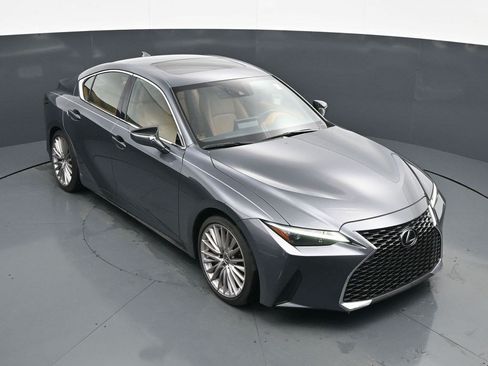 Used 2023 Lexus IS 300 w/ Premium Package RWD image 11