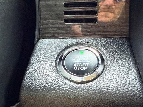 Used 2018 Ford F150 Lariat image 15