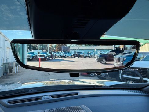 Certified 2024 GMC Acadia Denali w/ Super Cruise Package image 29