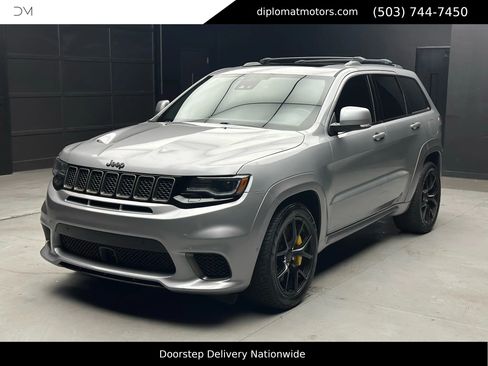 Used 2018 Jeep Grand Cherokee Trackhawk image 1