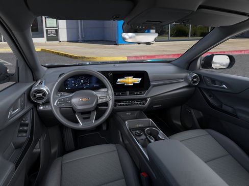New 2026 Chevrolet Equinox LT w/ Convenience Package II image 16