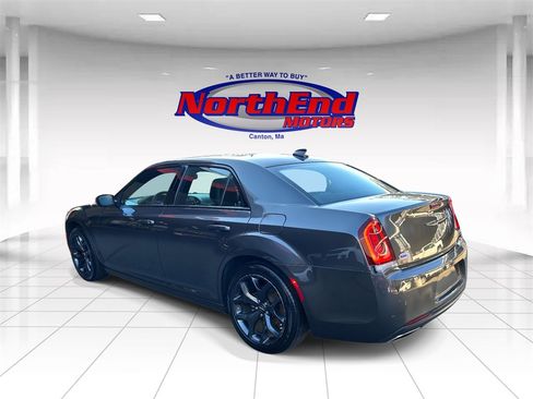 Used 2023 Chrysler 300 S image 5